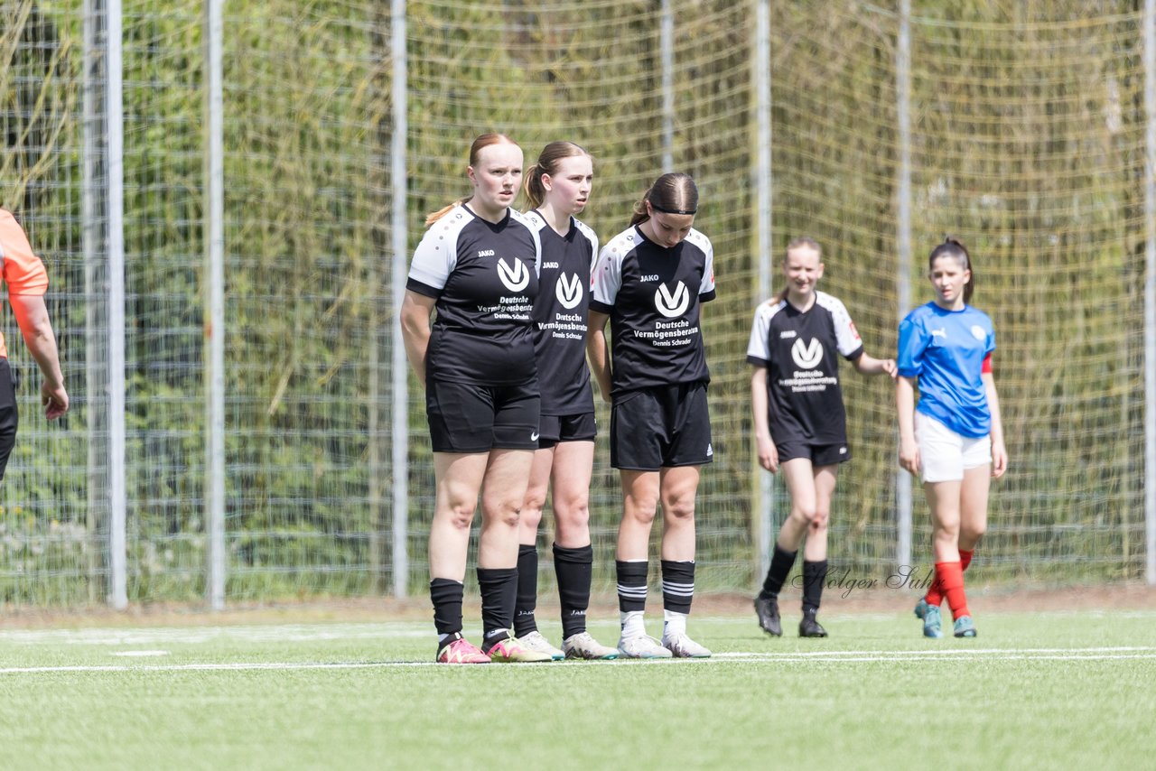 Bild 371 - wBJ SH-Pokalfinale  Holstein-Kiel - SV Viktoria : Ergebnis: 1:0